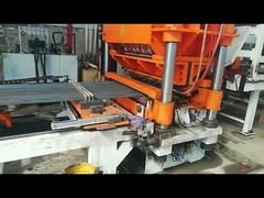 建設のための産業用鋼鉄格子の積み込みと輸送