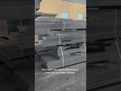 3mm ブライト・スティール・フロア・デッキ・グリッティング 30mmクロスバー