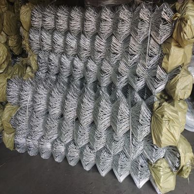 Height 1.8m Chain Mesh Security Fencing Round Post For Safety Protection
