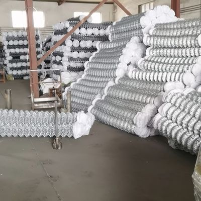 Mesh 90*90mm Galvanized chain Link Fencing For Construction Site  Building Material