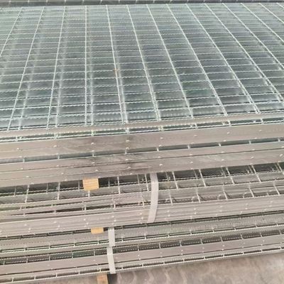 軽量で強い耐震性のある風通し式鉄格子板