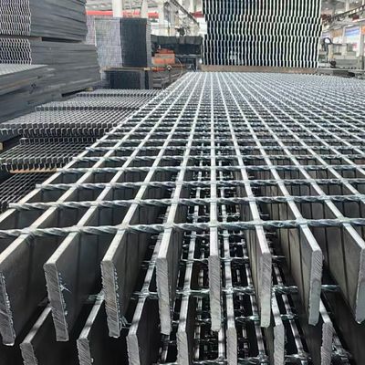 機械圧力で溶接された工業用鋼床格子