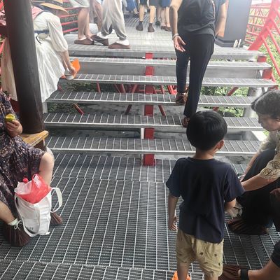 耐磨性 防滑面付き 銀型ステンレス鋼格子