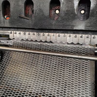 Q235 原材料 重用用途用拡張金属網機械