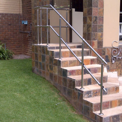 Outdoor Ball Joint Galvanized Steel Balustrade For Stair Steps