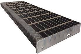 Anti-Slip Glvanized 215mm Width Steel Stair Treads Grating For Industrial Platform Or Construction